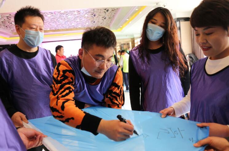 ̹EMBAø߼ް42_չһıչ(dng)