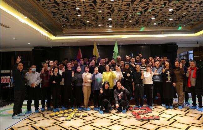 ̹EMBAð42ͬW(xu)wӰ